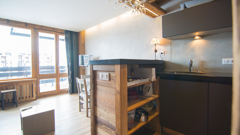 _lv_images__lot_0000030111_07_14457061