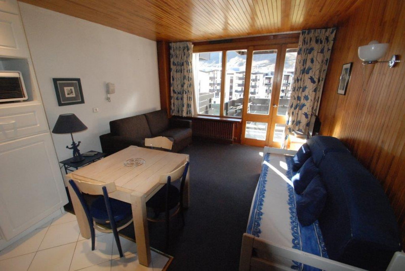 _lv_images__lot_0000030210_01_13588544 _lv_images__lot_0000030210_01_13588544