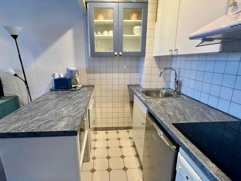 _lv_images__lot_0000030303_05_13936694