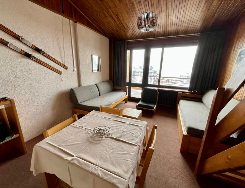 _lv_images__lot_0000030402_01_14042960 _lv_images__lot_0000030402_01_14042960