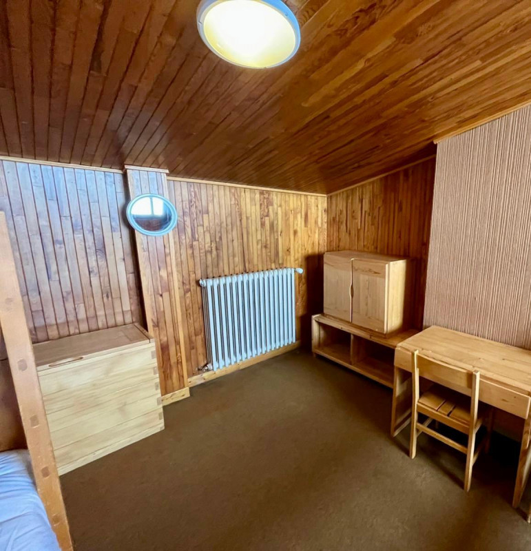 _lv_images__lot_0000030402_10_14071848