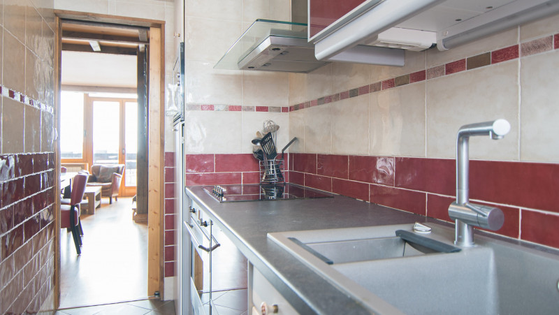 _lv_images__lot_0000030405_05_14234290