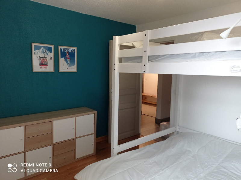 _lv_images__lot_0000070004_15_13081566