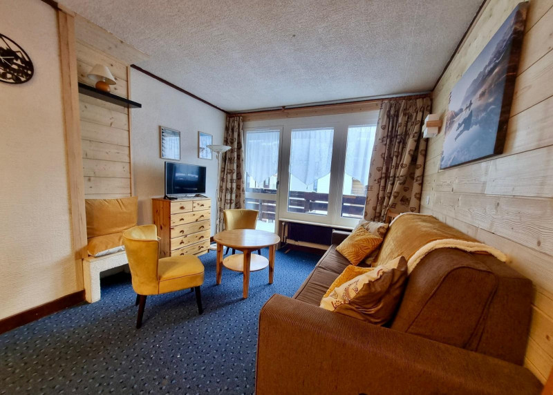 _lv_images__lot_0000070018_03_13156220 _lv_images__lot_0000070018_03_13156220