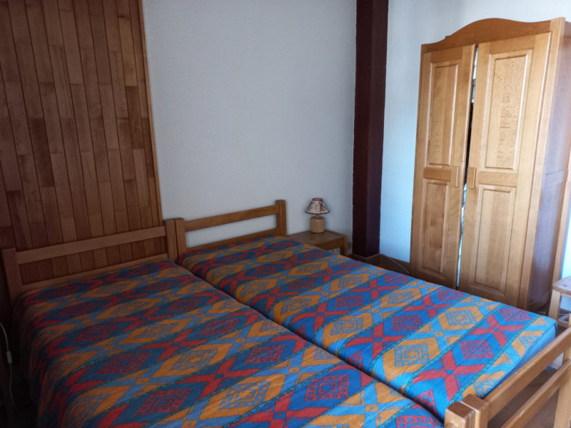 _lv_images__lot_0000070037_07_14235083