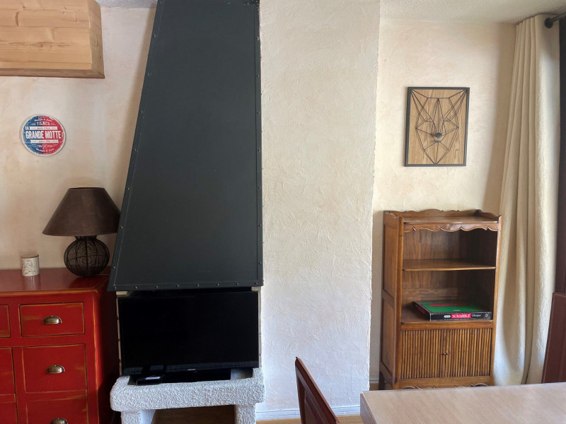 _lv_images__lot_0000110060_03_14042348