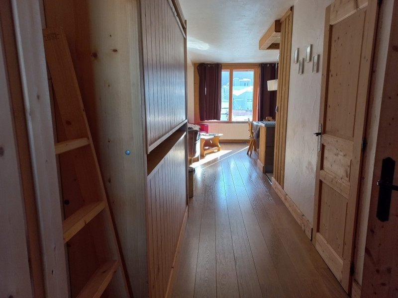 _lv_images__lot_0000120036_10_13550919 _lv_images__lot_0000120036_10_13550919