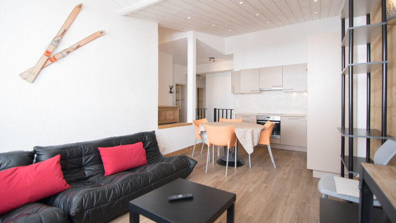 _lv_images__lot_0000120088_01_13081979 _lv_images__lot_0000120088_01_13081979