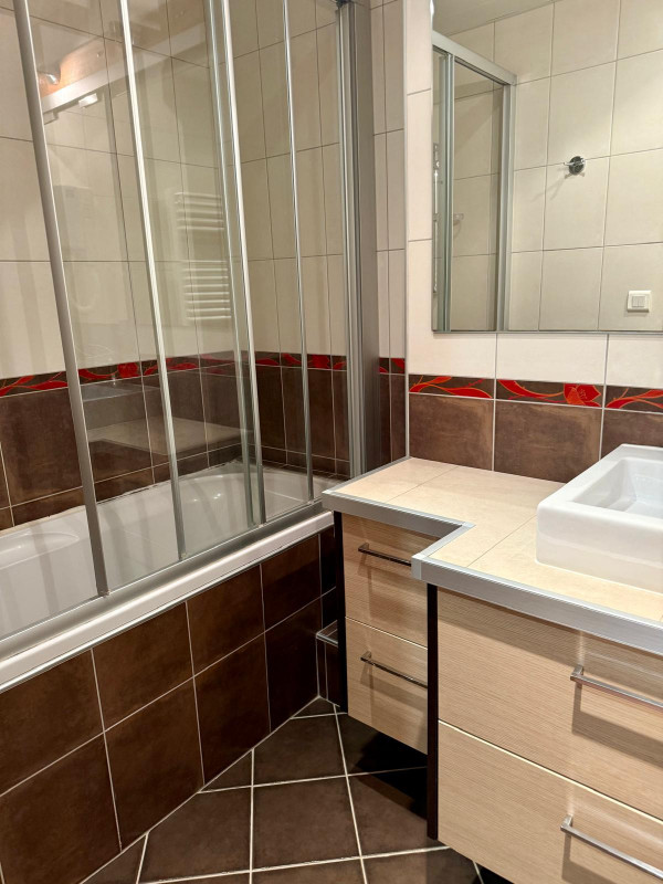 _lv_images__lot_0000160044_08_14363128