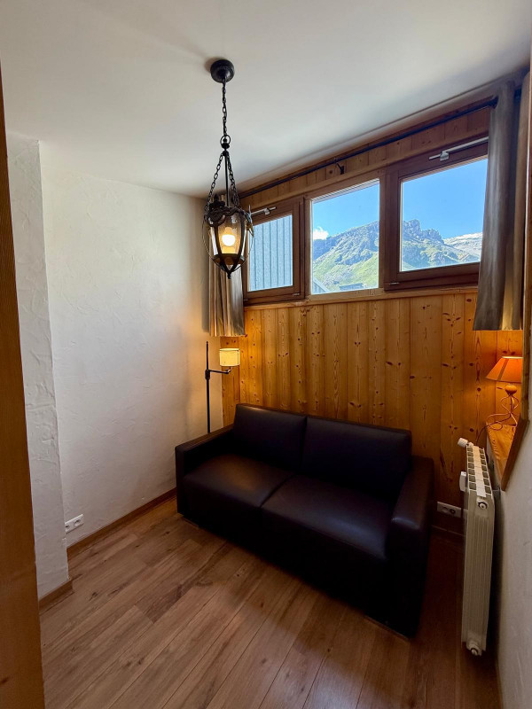 _lv_images__lot_0000160044_10_14042020 _lv_images__lot_0000160044_10_14042020