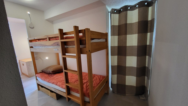 _lv_images__lot_0000210009_08_14032765