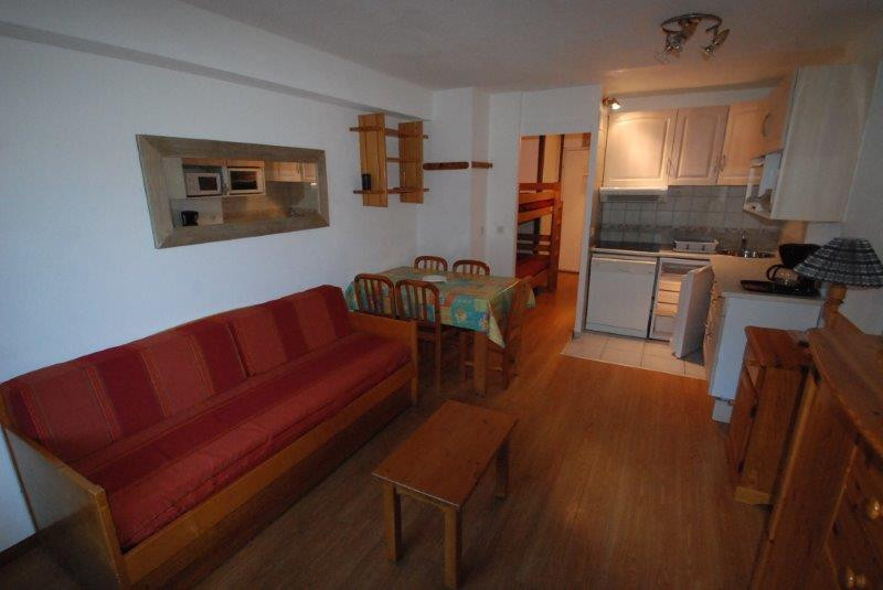 _lv_images__lot_0000210020_01_14109957