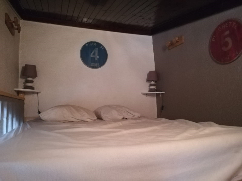 _lv_images__lot_0000230082_05_13503184