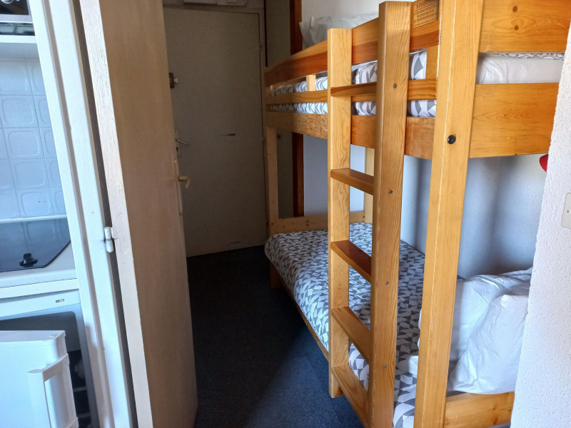 _lv_images__lot_0000230092_06_13456134