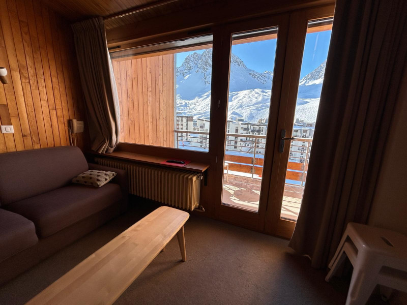 _lv_images__lot_0000230116_04_13778169 _lv_images__lot_0000230116_04_13778169