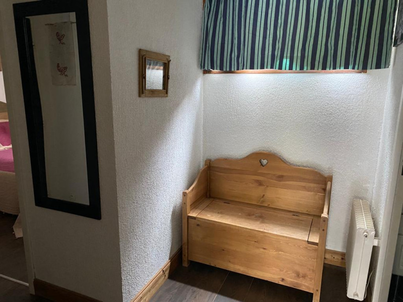 _lv_images__lot_0000230135_09_13156665 _lv_images__lot_0000230135_09_13156665