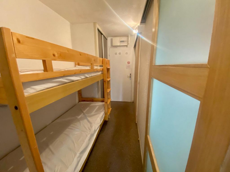 _lv_images__lot_0000230147_08_13588392 _lv_images__lot_0000230147_08_13588392