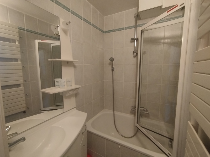 _lv_images__lot_0000230160_07_13464894