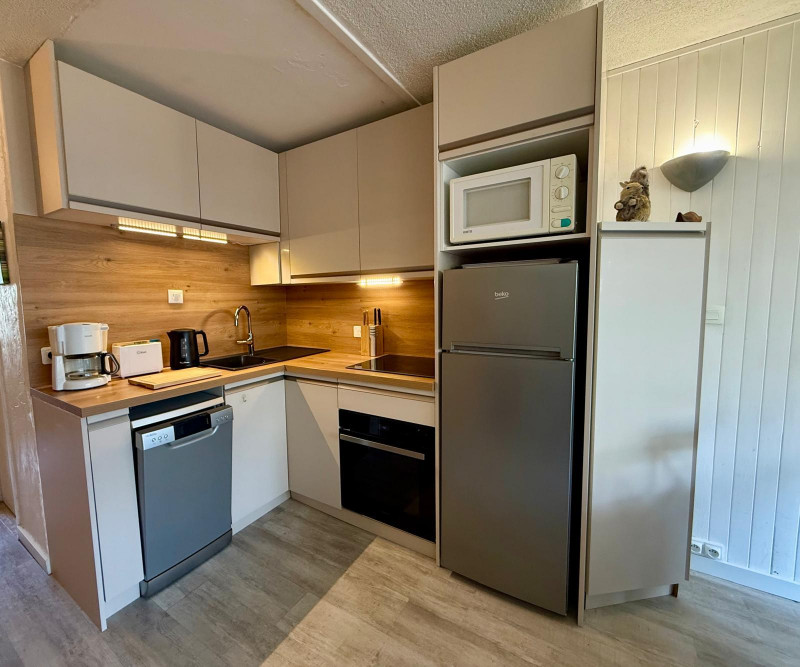 _lv_images__lot_0000230166_05_12847761 _lv_images__lot_0000230166_05_12847761