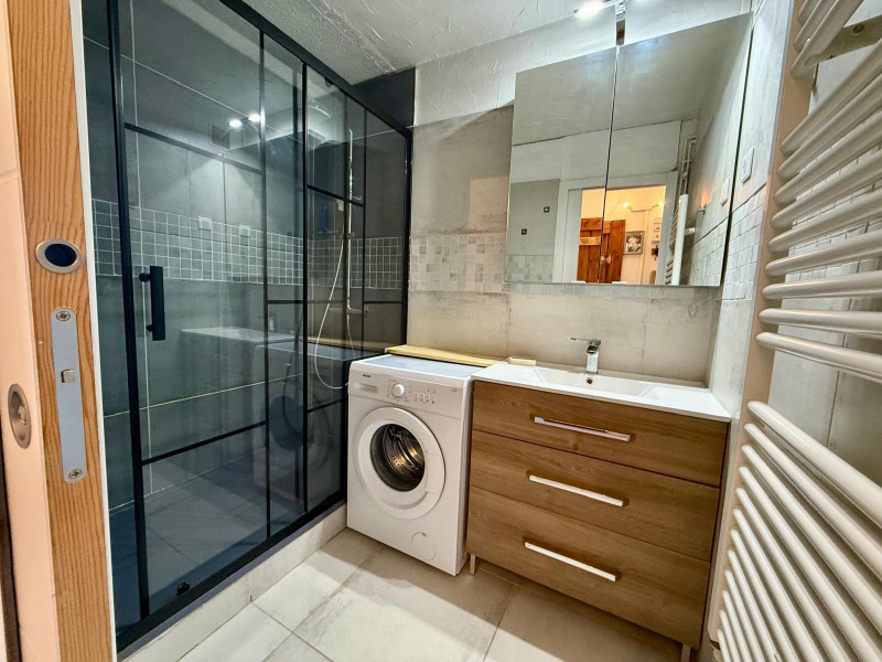 _lv_images__lot_0000230166_06_12847762 _lv_images__lot_0000230166_06_12847762