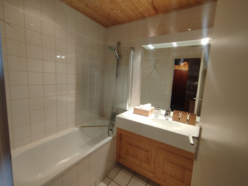 _lv_images__lot_0000230167_06_13455423 _lv_images__lot_0000230167_06_13455423