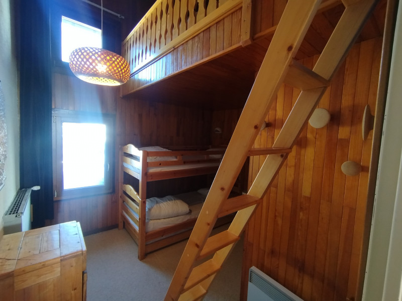 _lv_images__lot_0000230167_11_13502375