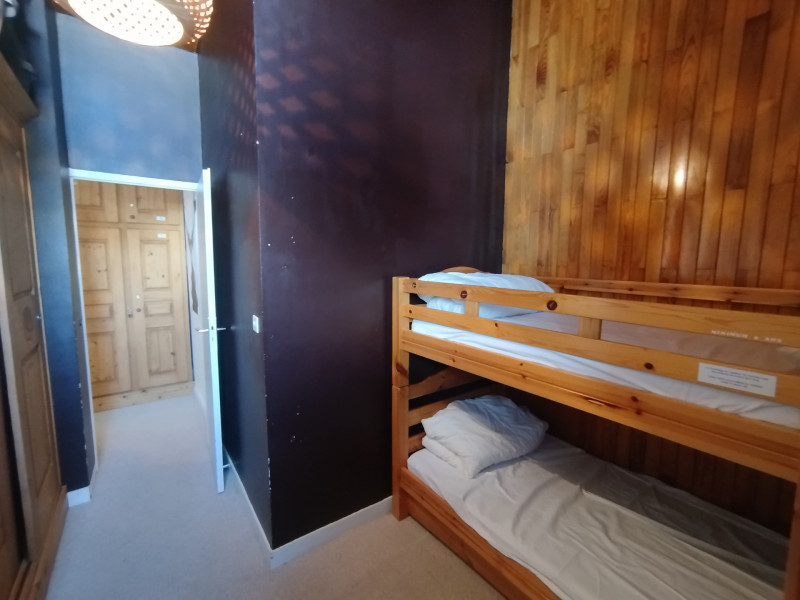 _lv_images__lot_0000230167_14_14372674