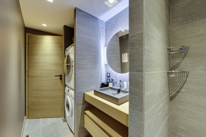 _lv_images__lot_0060511344_11_14421551