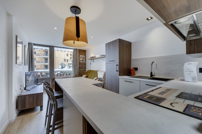 _lv_images__lot_0074061710_05_14044013