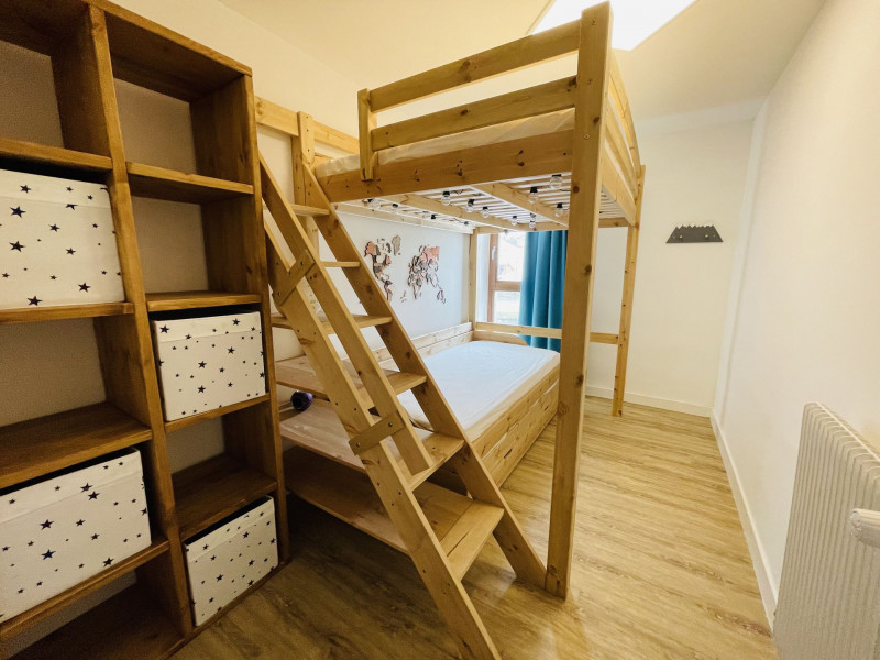 _lv_images__lot_0075553434_09_14025241