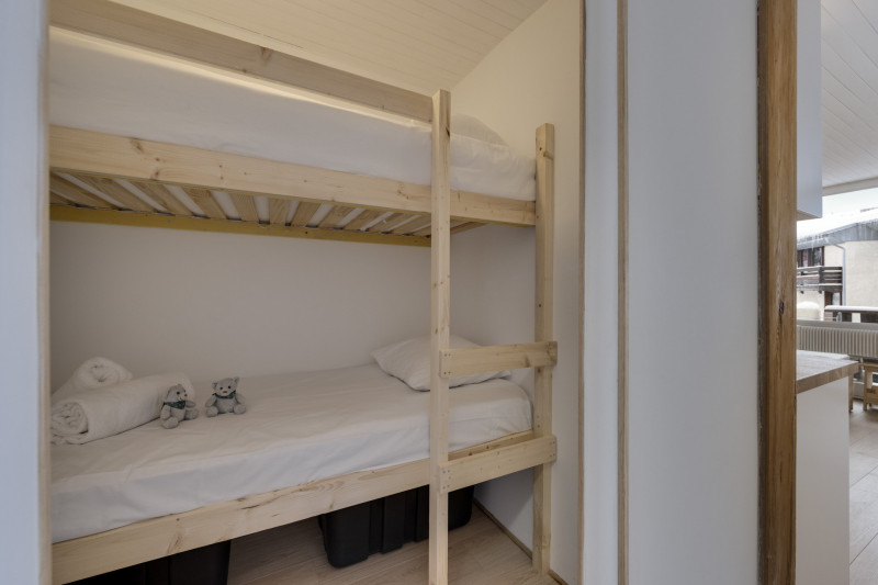 _lv_images__lot_0075553557_08_13271263