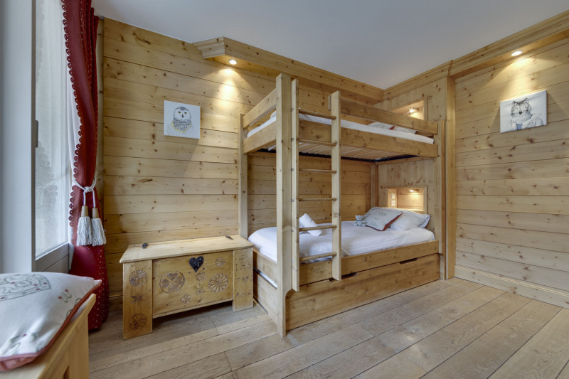 _lv_images__lot_0075553733_06_13083712