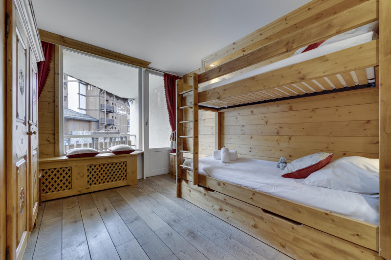 _lv_images__lot_0075553733_07_13083713