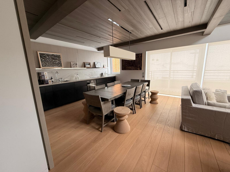 _lv_images__lot_0075553880_15_13504467