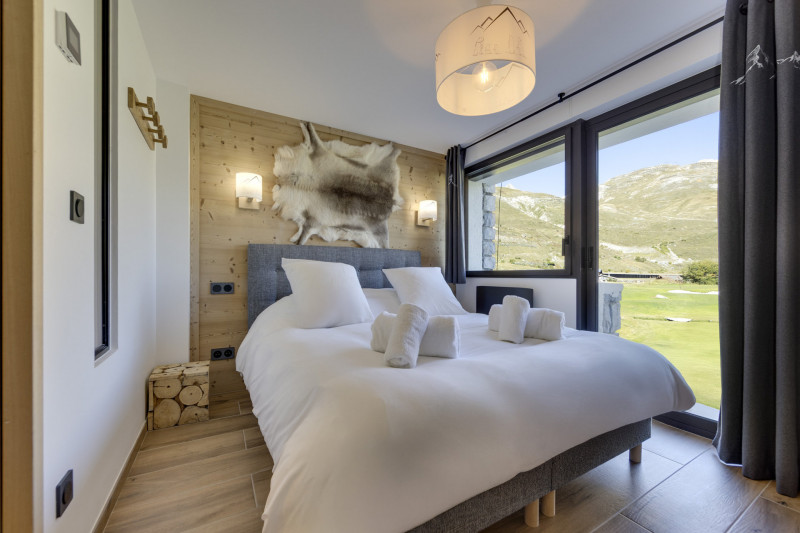 _lv_images__lot_0075554056_11_14458958