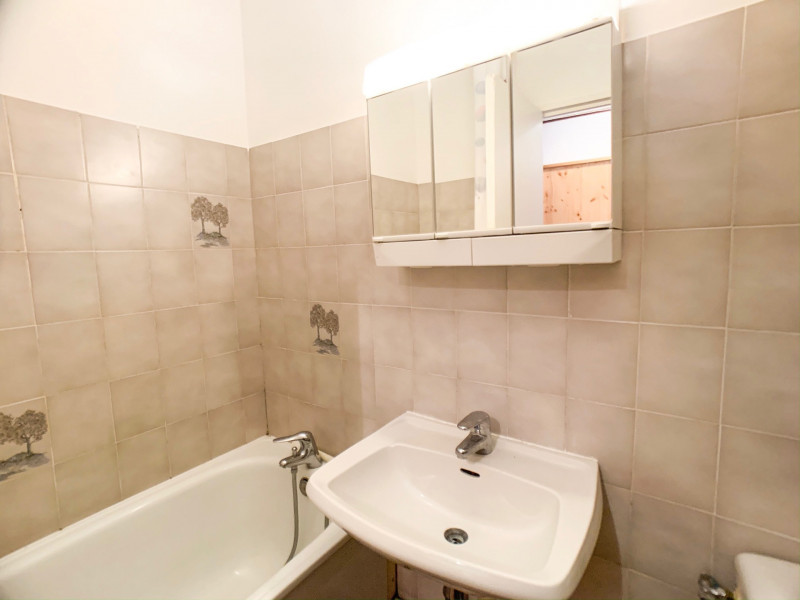 Salle de bain et toilettes