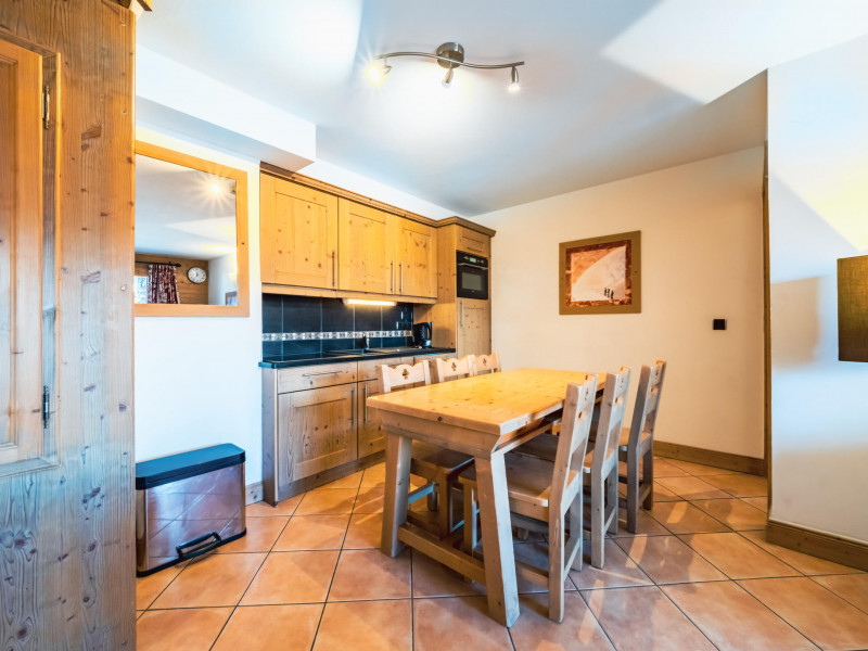 Cuisine moderne, ouverte, équipée. Cuisine moderne, ouverte, équipée.