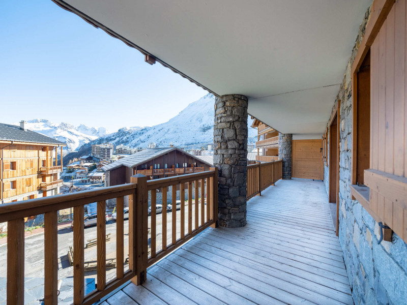 Vue du grand balcon. Vue du grand balcon.