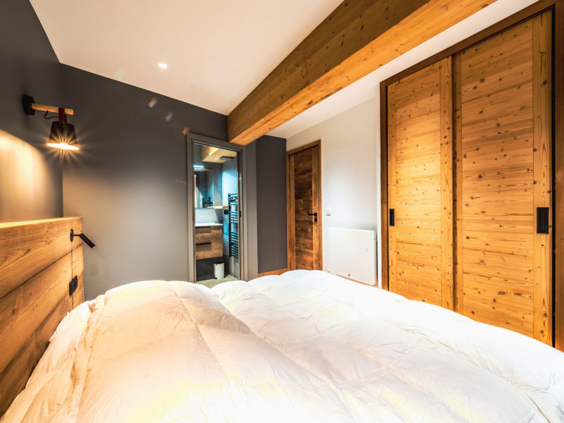 Suite parentale n°2 avec salle de douche. Suite parentale n°2 avec salle de douche.