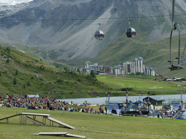 _panoramic-tignes_lv_images__lot_0000070380_08_15471835 _panoramic-tignes_lv_images__lot_0000070380_08_15471835