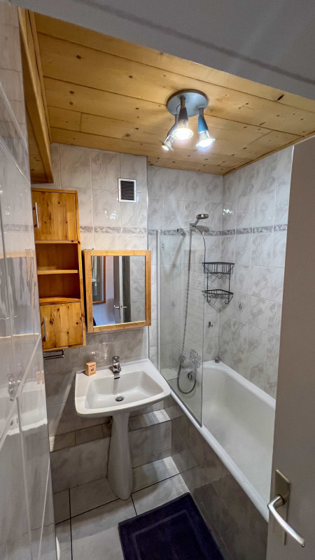 armaillis-tignes-salle-de-bain-2 armaillis-tignes-salle-de-bain-2