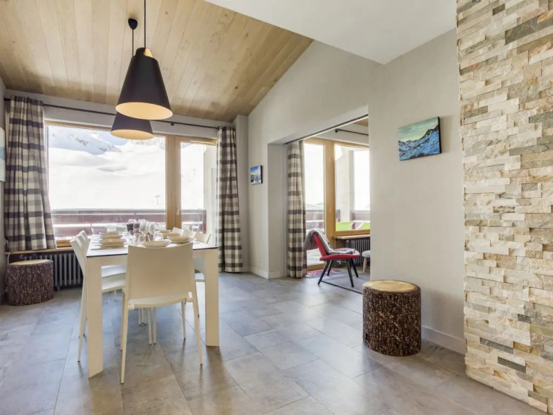 Espace salle à manger location-appartement-hauts de val claret-ski-tignes