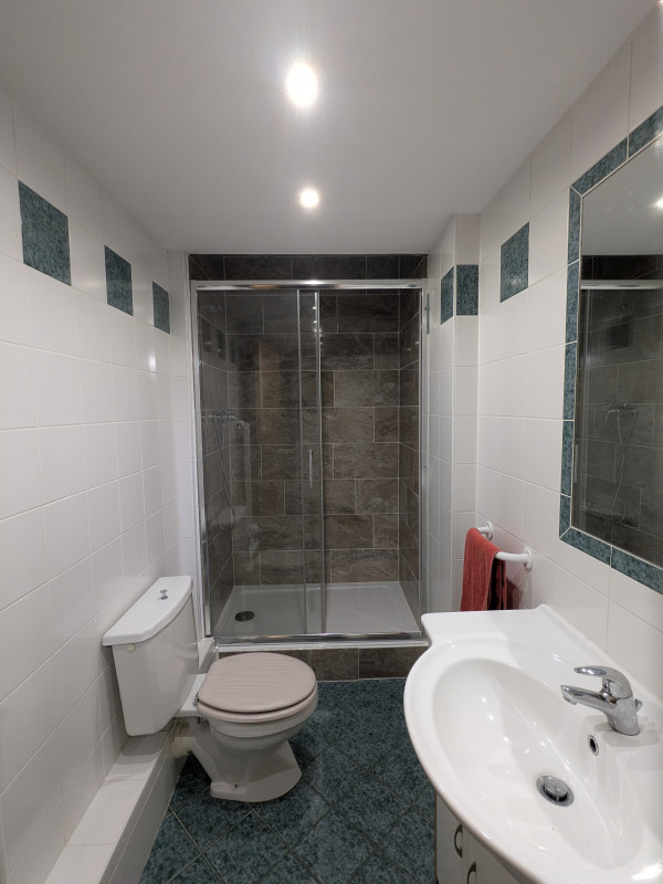 tignes-ski-shamrock-2-salle-d-eau-wc-1-13591233 tignes-ski-shamrock-2-salle-d-eau-wc-1-13591233