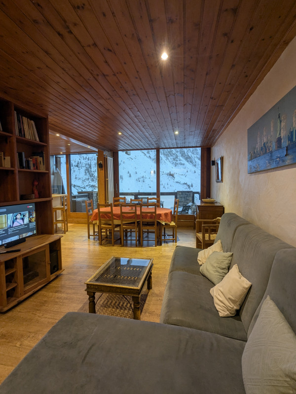tignes-ski-shamrock-2-salon-sejour-vue-1-13581746